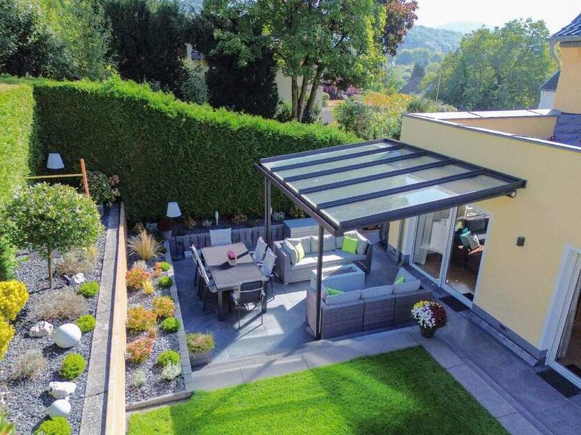 Willkommen in Ihrem neuen Zuhause Saniertes Wohnhaus in begehrter Lage von Bonn-Oberkassel 6 zimmer