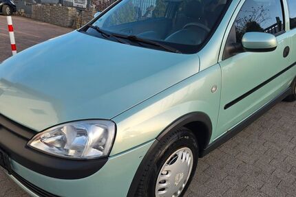 Opel Corsa 56.000 km 2.799 &euro; Fulda 36041