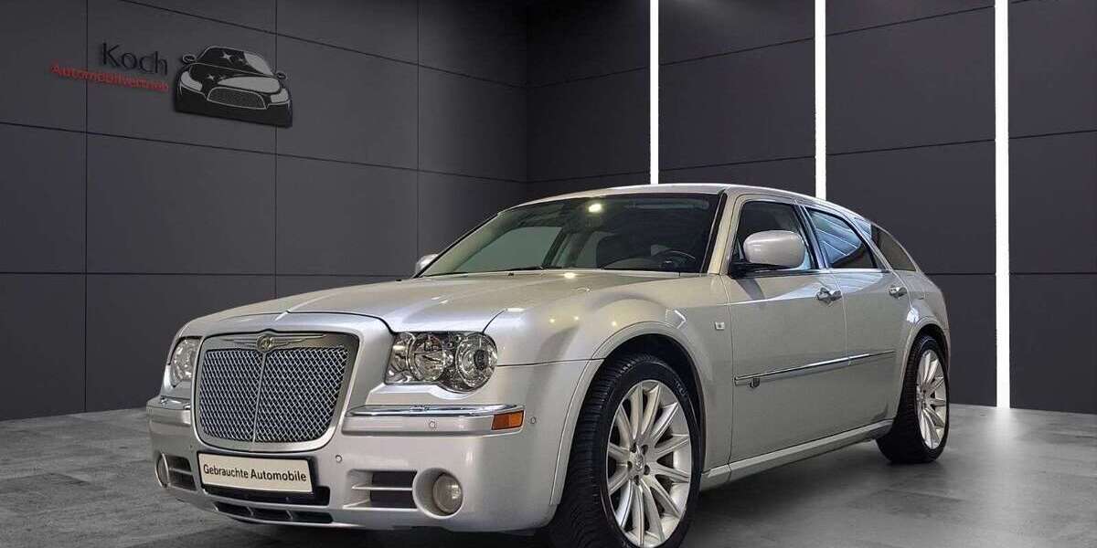 Chrysler 300C 209.000 km 14.870 &euro; Kehl 77694