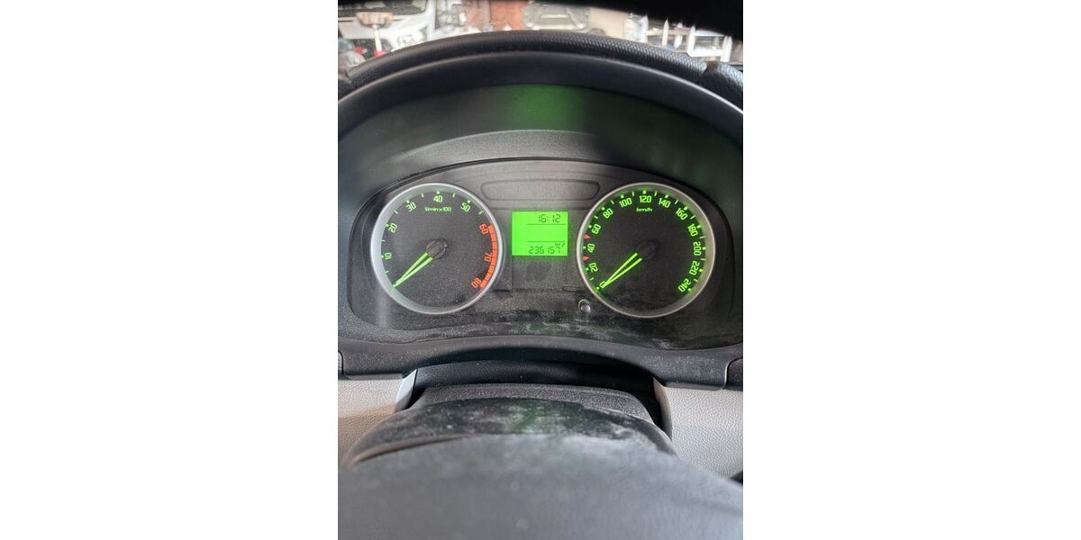 Skoda Fabia 236.157 km 1.349 &euro; Coswig/Anhalt OT Klieken 06869