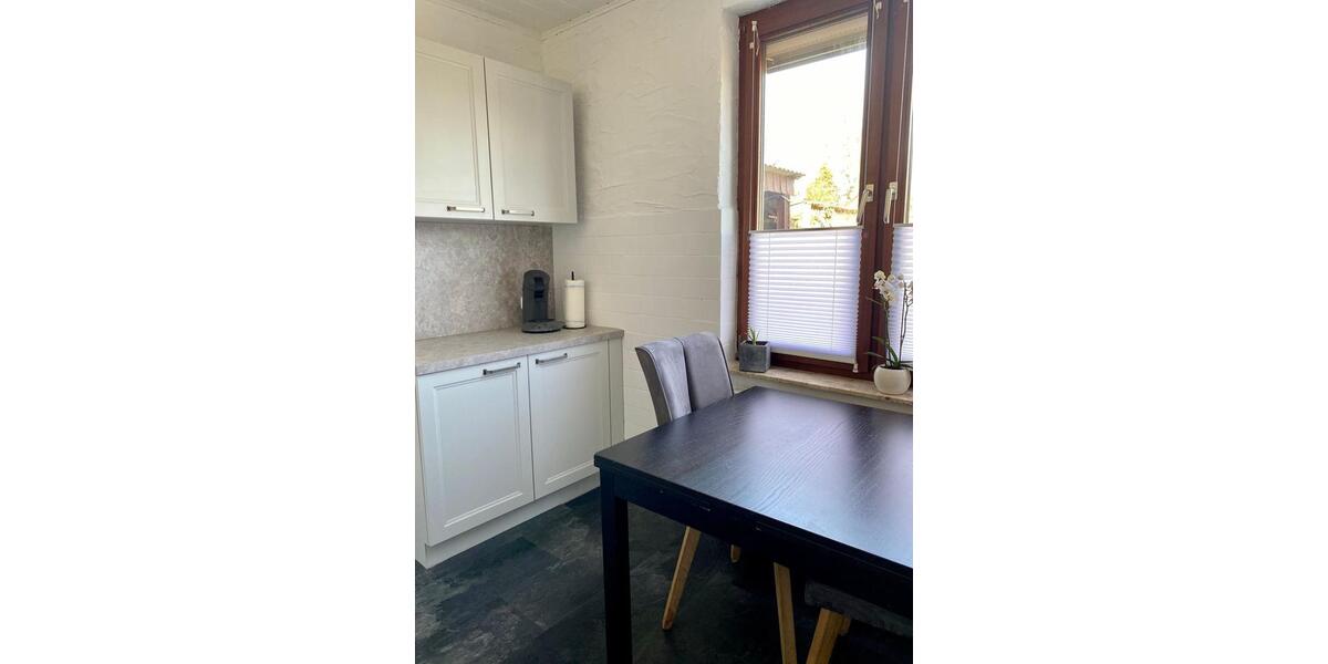 Dachgeschoßwohnung Wesselburen - 3 Zimmer, 70 m&sup2;, 870&euro; | Angebot:25367906