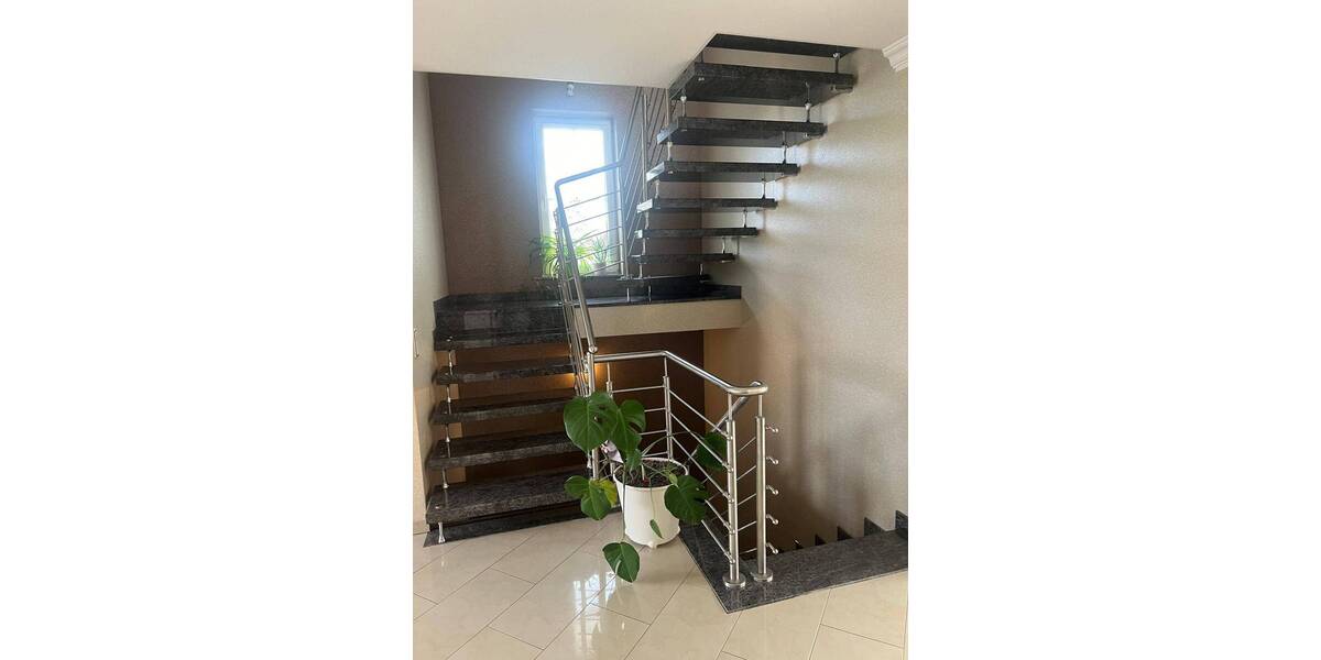 Einfamilienhaus Ruppichteroth - 5 Zimmer, 166 m&sup2;, 560.000&euro; | Angebot:23958982