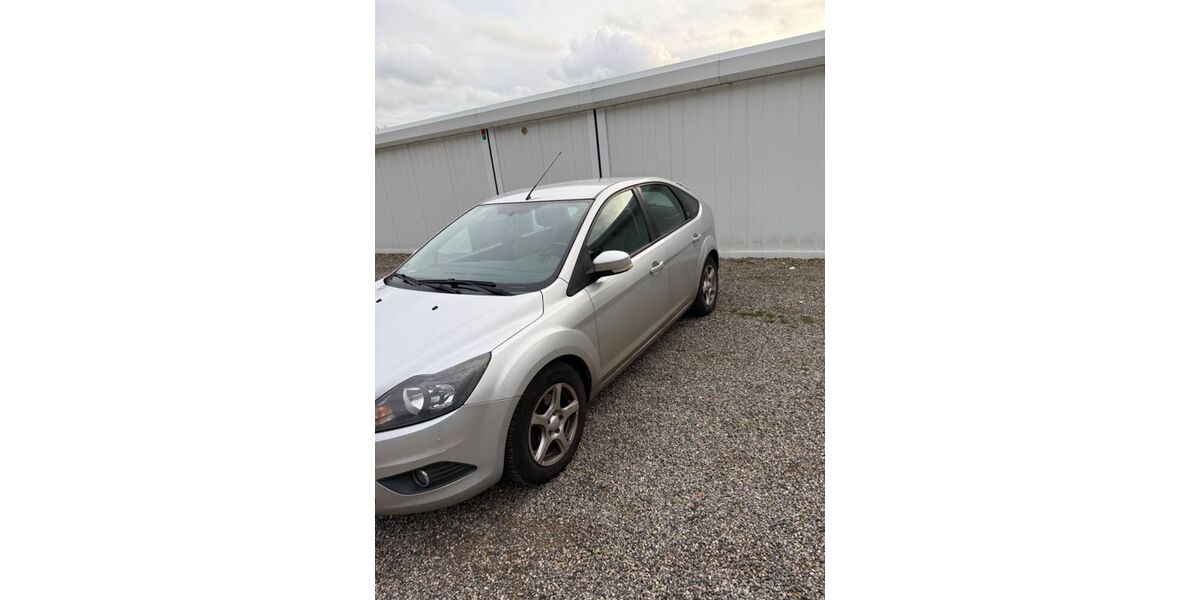 Ford Focus 169.000 km 3.250 &euro; Eschweiler 52249