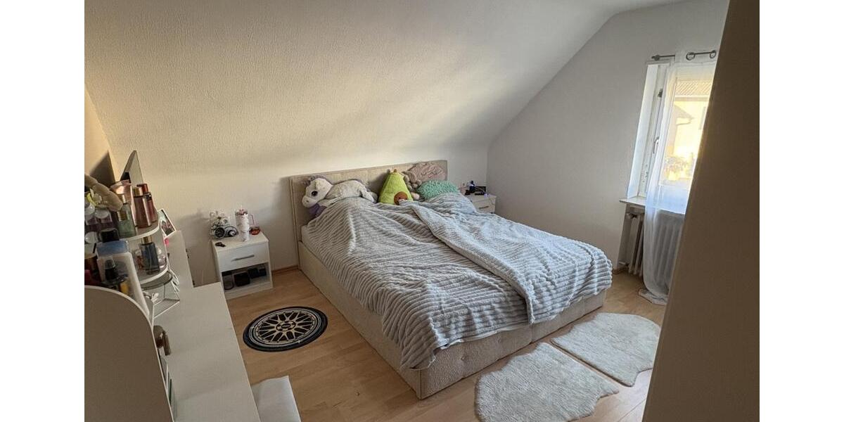 Dachgeschoßwohnung Ubstadt-Weiher Weiher - 3 Zimmer, 84 m&sup2;, 770&euro; | Angebot:24840645