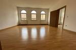Etagenwohnung Lützen - 4 Zimmer, 120 m&sup2;, 980&euro; | Angebot:26797660