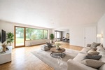 Architektenhaus mit großzügiger Einliegerwohnung und großem Garten in attraktiver Wohnlage - Einfamilienhaus Unterpleichfeld | Angebot:26321812