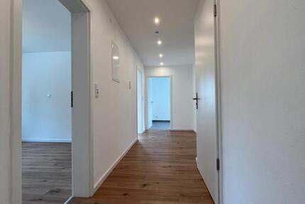 Wohnung Landau an der Isar - 4 Zimmer, 105 m&sup2;, 975&euro; | Angebot:26568428