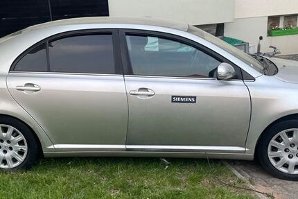 Toyota Avensis 158.241 km 1.500 &euro; Buckenhof 91054