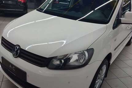 VW Caddy 116.000 km 12.880 &euro; Coswig Anhalt 06869