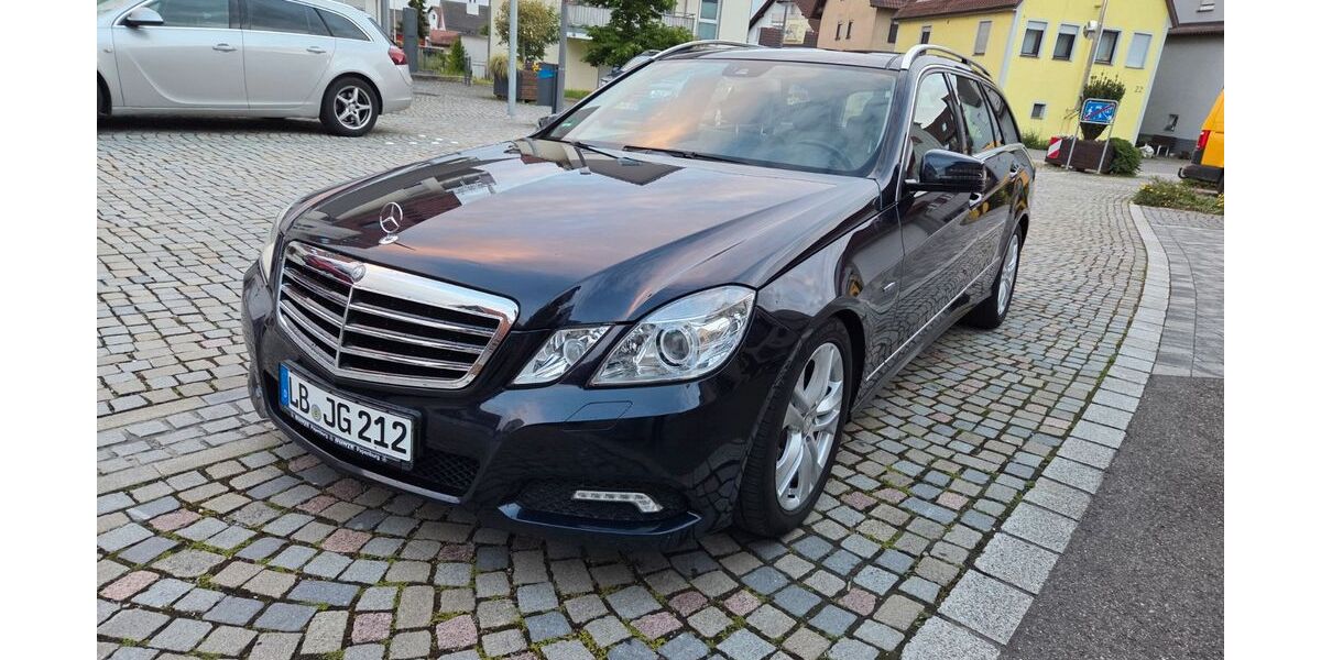 Mercedes-Benz E 220 243.000 km 6.400 &euro; Bönnigheim 74357