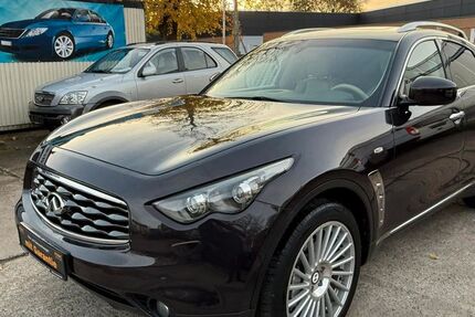 INFINITI FX 149.056 km 11.990 &euro; Berlin 13127