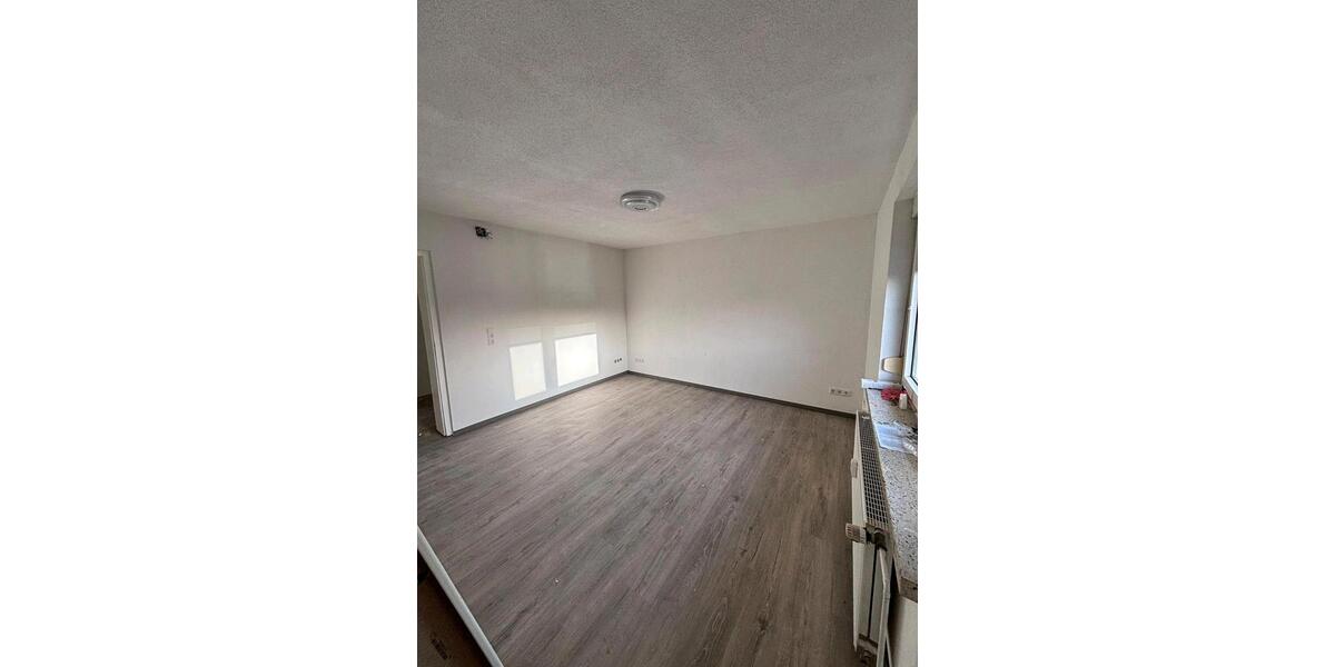 Etagenwohnung Wolfhagen - 4 Zimmer, 94 m&sup2;, 850&euro; | Angebot:26412959