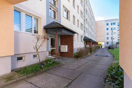 Wohnung Jena Lobeda - 3 Zimmer, 60 m&sup2;, 132.000&euro; | Angebot:26082940