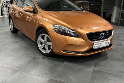 Volvo V40 150.000 km 7.999 € Weiden 92637