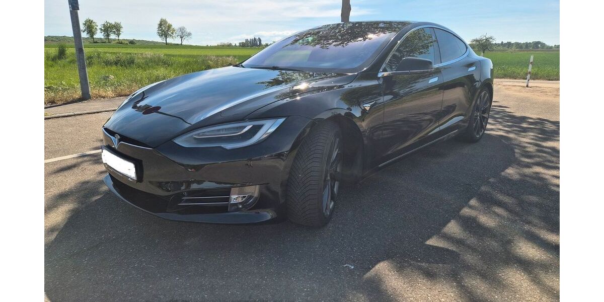 Tesla Model S 166.000 km 24.900 &euro; Vaihingen 71665