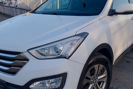 Hyundai SANTA FE 213.000 km 9.900 &euro; Ludwigsburg 71642