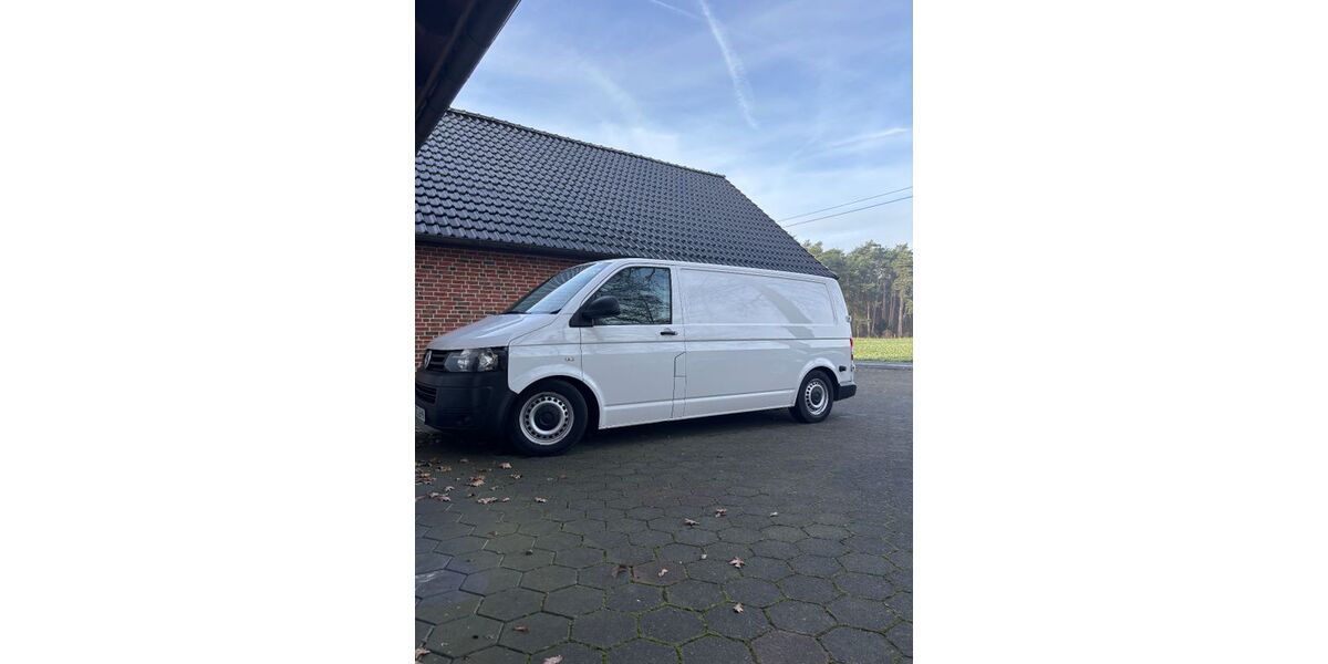 VW T5 Transporter 226.000 km 15.700 &euro; Versmold 33775
