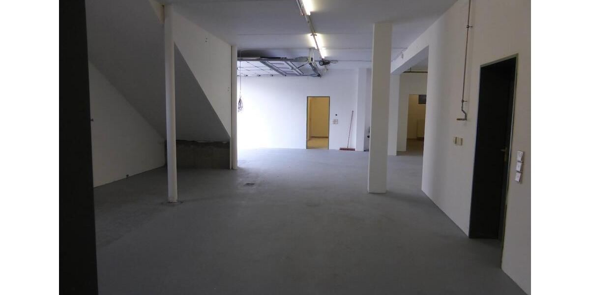 Gewerbeobjekt Lachen - 900&euro; | Angebot:24468798