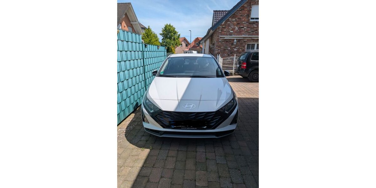 Hyundai i20 26.000 km 15.490 &euro; Nörvenich 52388