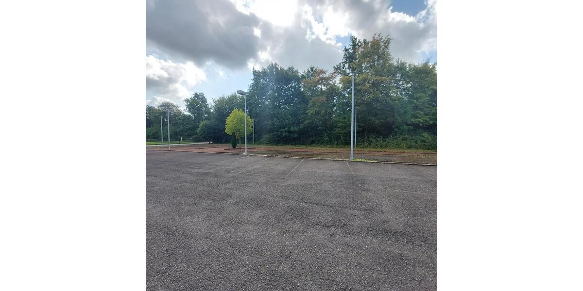 Lagerfläche, Freifläche, Abstellfläche zimmer