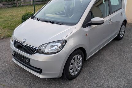 Skoda Citigo 105.000 km 3.400 &euro; Itzgrund 96274