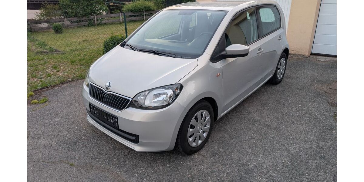 Skoda Citigo 105.000 km 3.400 &euro; Itzgrund 96274