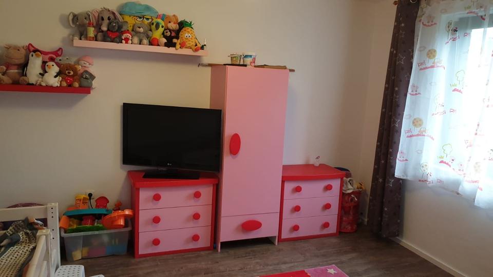 Reihenhaus Burghausen - 5 Zimmer, 124 m&sup2;, 1.800&euro; | Angebot:25170607