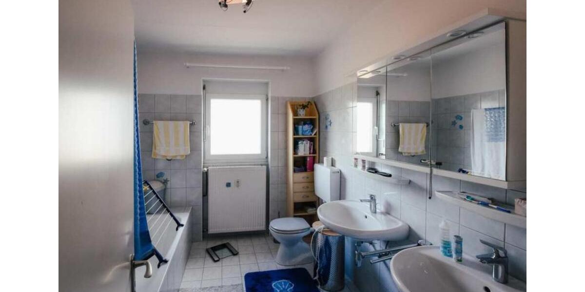 4 Zimmer Whg. (1.OG - 127m²) in Annweiler am Trifels zu vermieten 4 zimmer