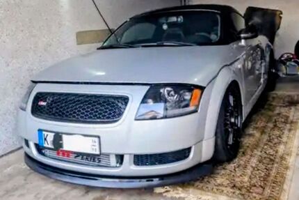 Audi TT 225.000 km 9.000 &euro; Köln 50859