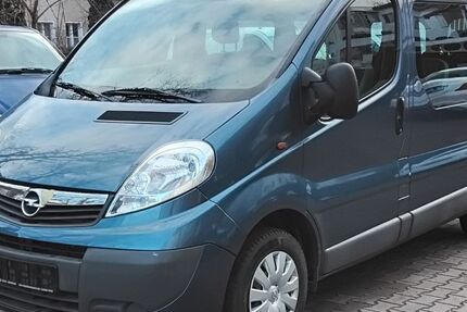 Opel Vivaro 248.400 km 7.950 &euro; Berlin 13409