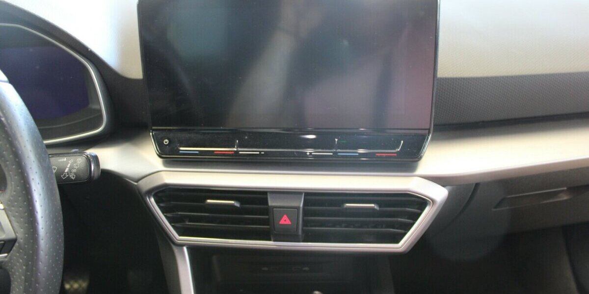 Seat Leon Sportstourer 1.5 TSI ACT OPF FR 71.383 km 17.980 &euro; Euskirchen 53881