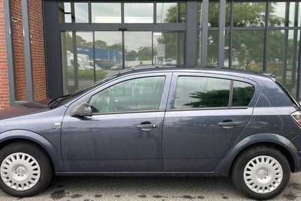 Opel Astra 193.000 km 1.849 &euro; Lübeck 23560