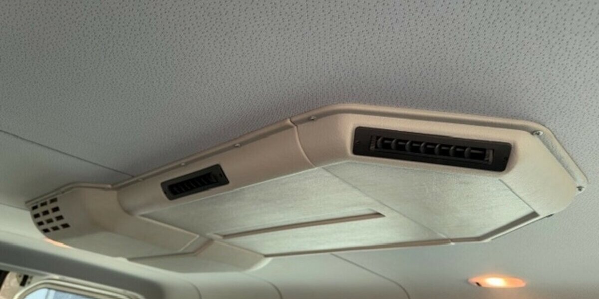 Mercedes-Benz Sprinter 319 CDI V6 9 Sitzer mit Dachklima 293.500 km 22.015 &euro; Muldestausee 06774