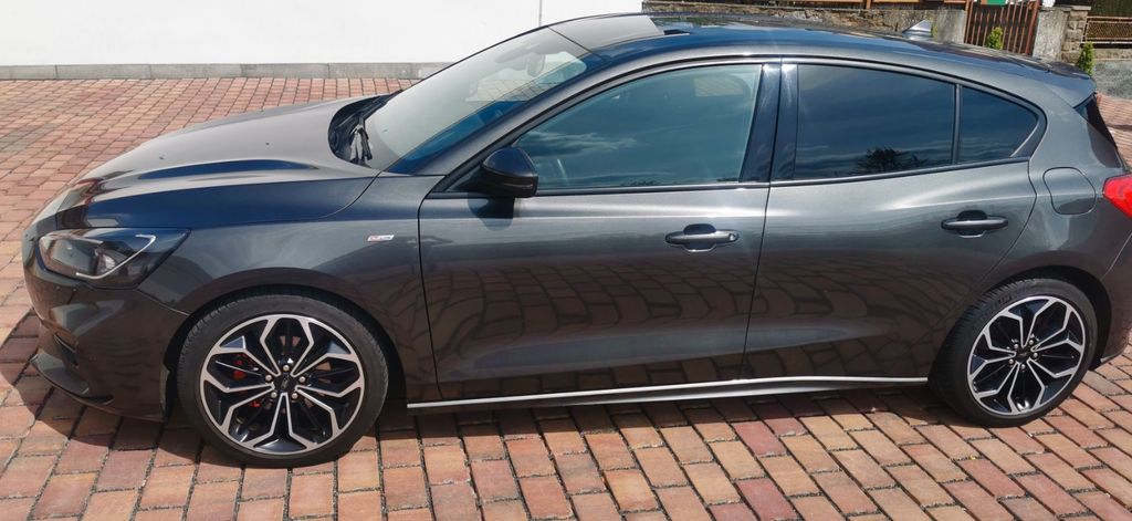 Ford Focus 135.000 km 7.500 &euro; Bischofswerda 01877