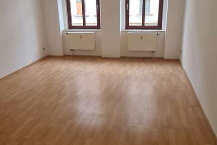 Wohnung Görlitz Innenstadt - 4 Zimmer, 75 m&sup2;, 450&euro; | Angebot:27085393