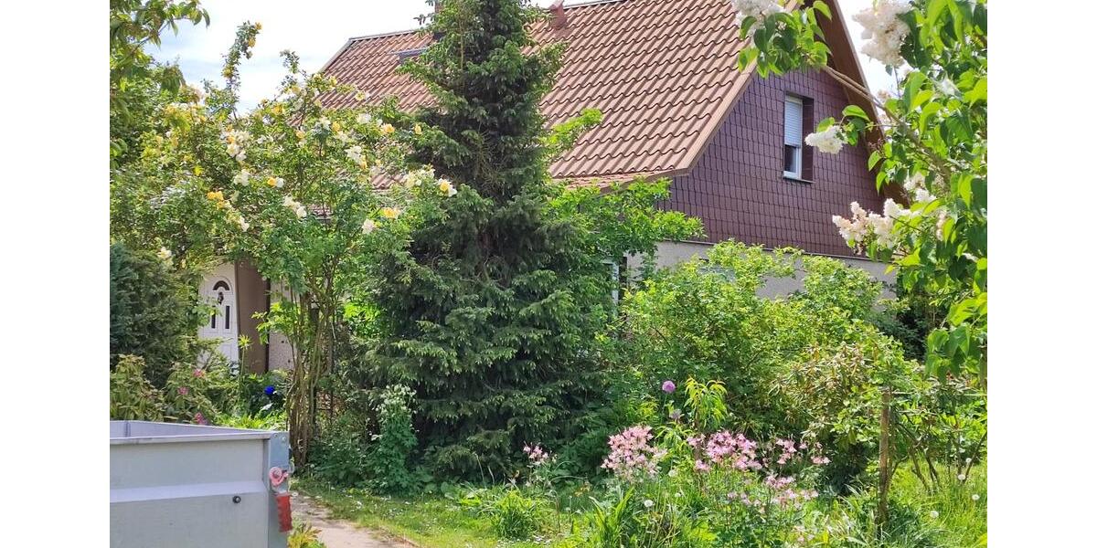 Haus u. Grundstück von Privat in Ostseenähe zu verkaufen 6 zimmer
