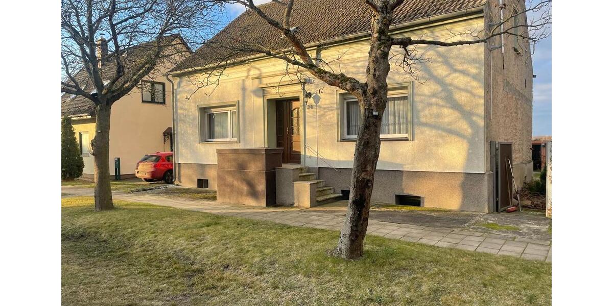 Wir verkaufen ein Einfamilienhaus in Marzahne 4 zimmer