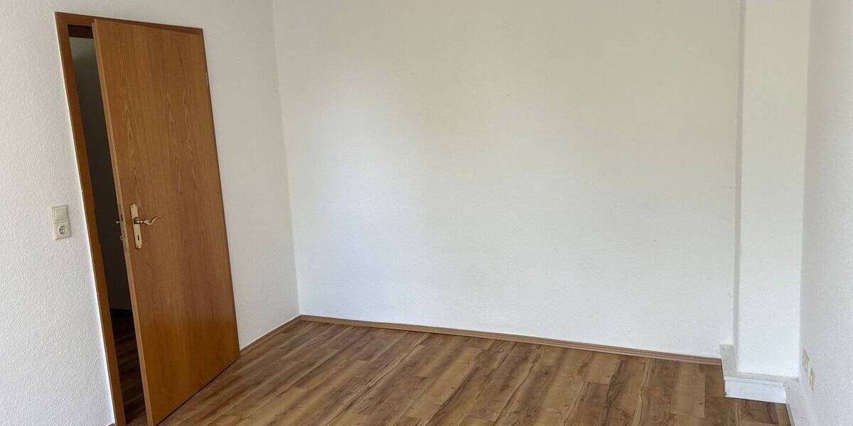 Etagenwohnung Merseburg Neumarkt (Vorstadt) - 3 Zimmer, 65 m&sup2;, 390&euro; | Angebot:26819929