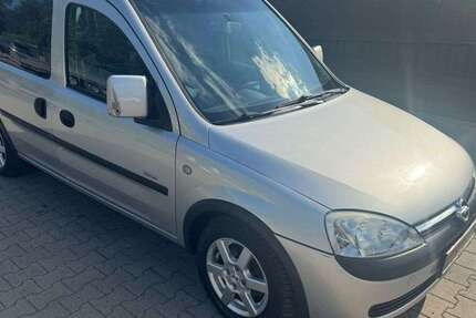 Opel Combo 131.000 km 4.390 € Dortmund 44319