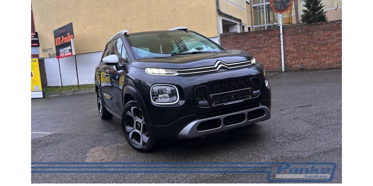 Citroen C3 Aircross 1.2 PT 110 Shine S&S*Pano*HUD*AHK*NV 106.353 km 10.990 € Berlin 13187