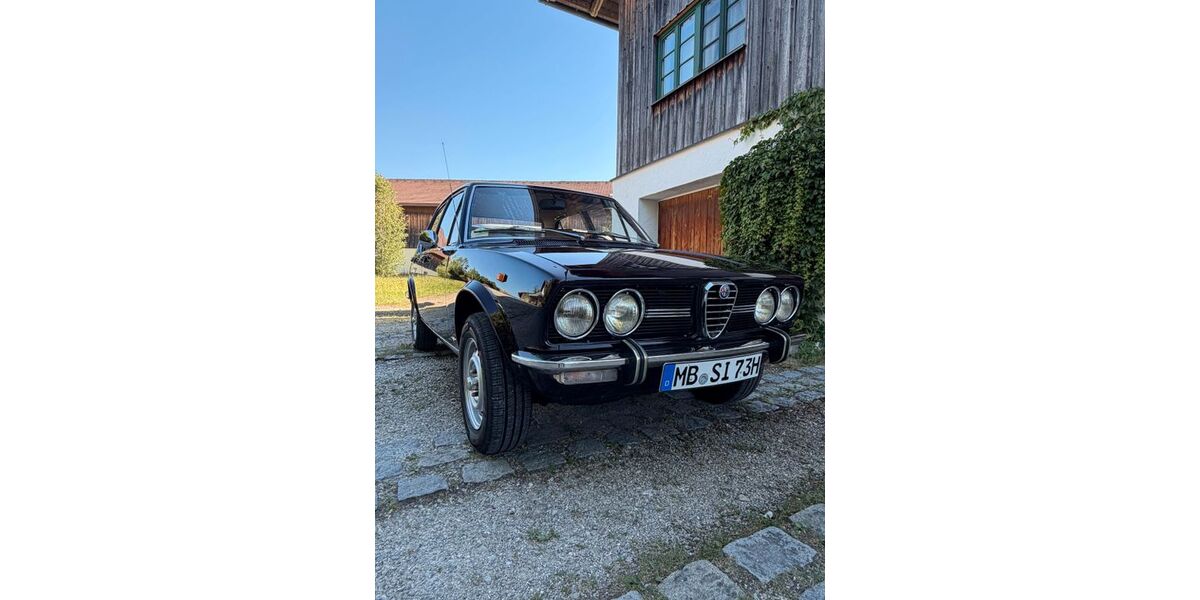 Alfa Romeo Alfetta 56.800 km 20.900 &euro; Warngau 83627