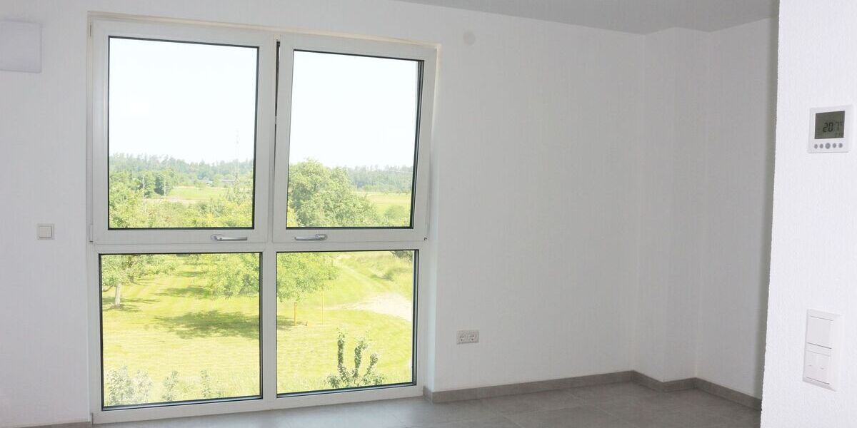Hochwertige und barrierefreie 4-Zimmerwohnung mit Balkon und EBK - Appartement Mötzingen | Angebot:26633938