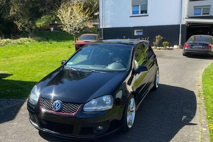 VW Golf 151.000 km 6.999 &euro; Bestwig 59909