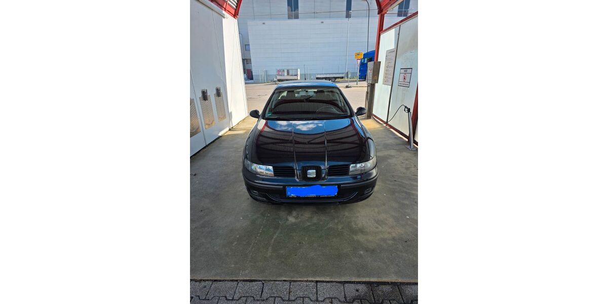 Seat Leon 177.782 km 2.200 &euro; Kornwestheim 70806