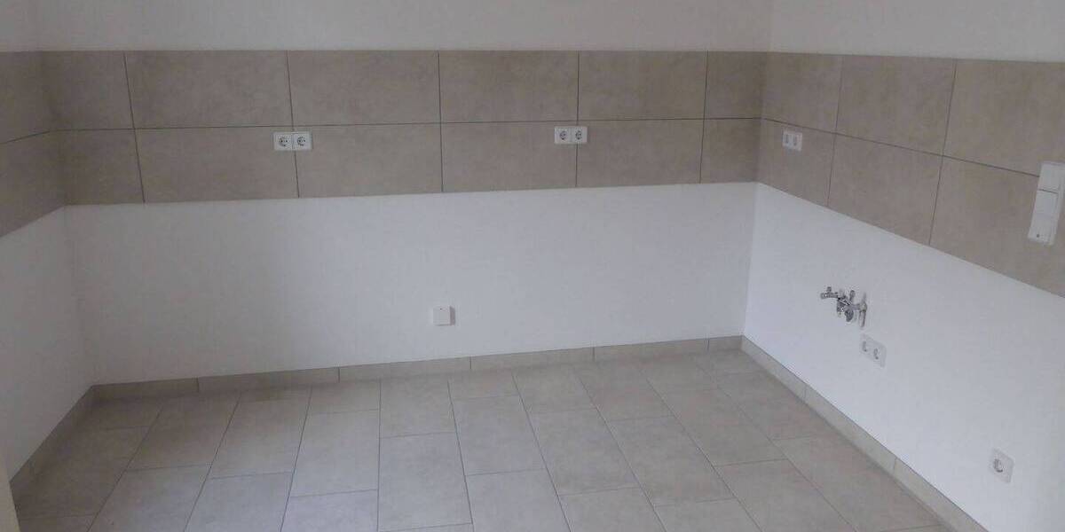 Zimmer Chemnitz Sonnenberg - 4 Zimmer, 93 m&sup2;, 700&euro; | Angebot:25985931