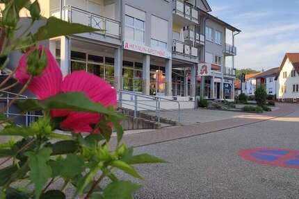 Einzelhandel in Königsbach-Stein 360.000 € 120 m²