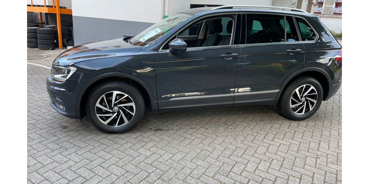 VW Tiguan 78.900 km 20.999 &euro; Zell i.W. 79669