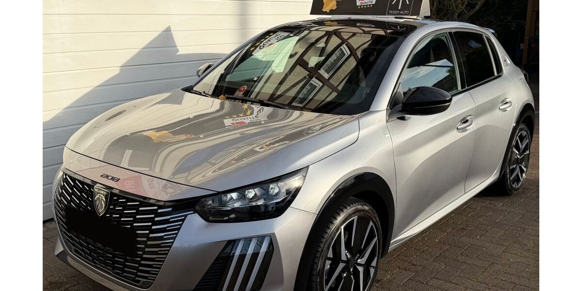 Peugeot 208 2.186 km 21.490 &euro; Nideggen 52385