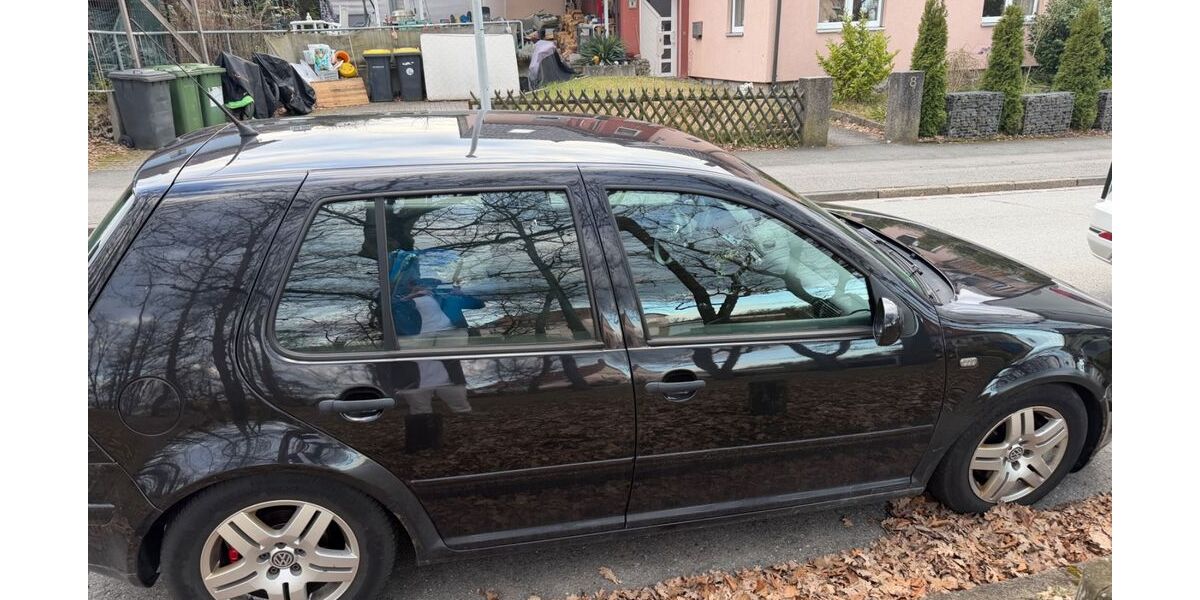 VW Golf 274.000 km 2.800 &euro; Coburg 96450