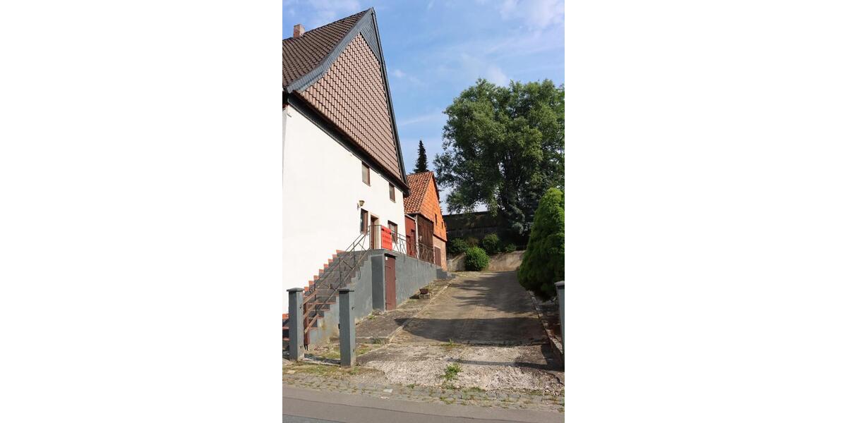 Einfamilienhaus Einbeck - 9 Zimmer, 180 m&sup2;, 63.000&euro; | Angebot:27121688